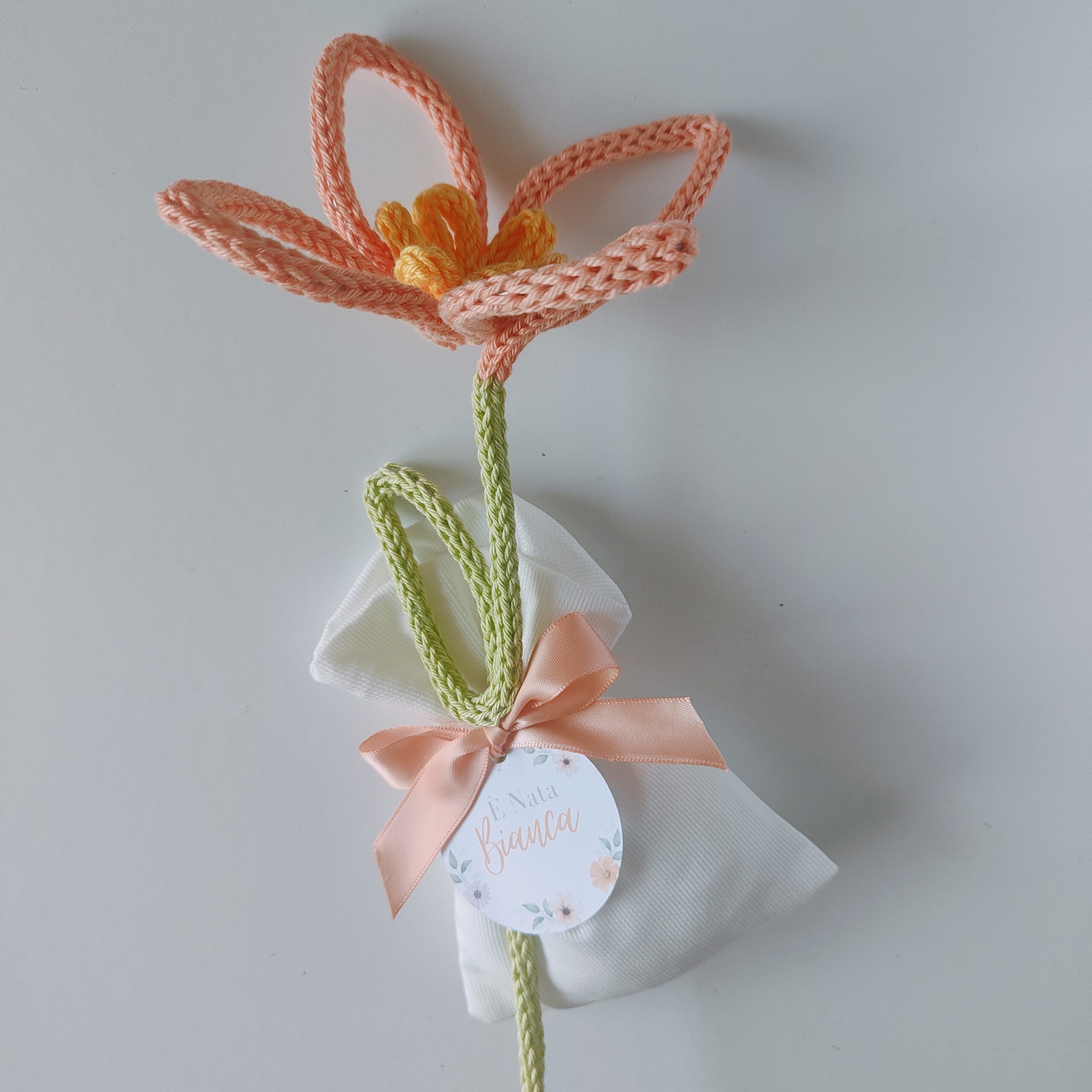 Bouquet floreale in tricotin artigianale personalizzato