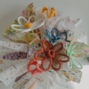 Bouquet margherite in tricotin personalizzato