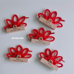 Decorazioni natalizie in legno inciso personalizzate