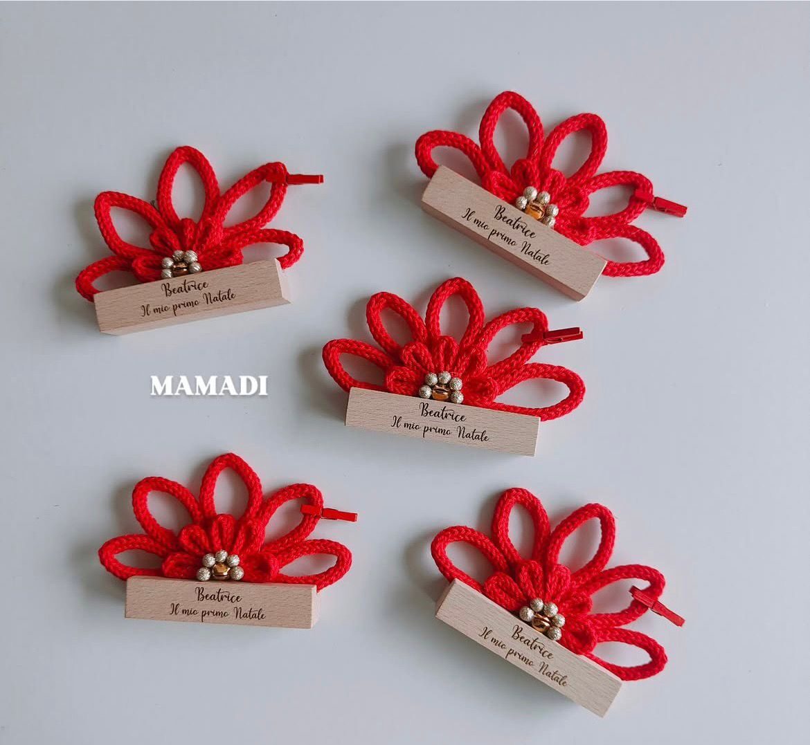 Decorazioni natalizie in legno inciso personalizzate