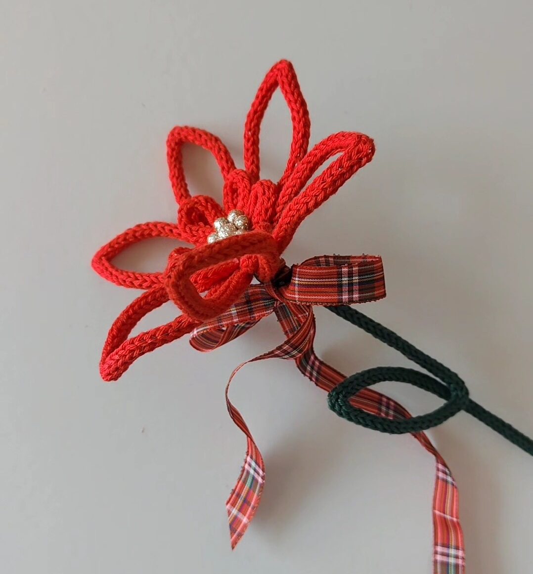stella di natale fiore realizzato a mano prodotto artigianale