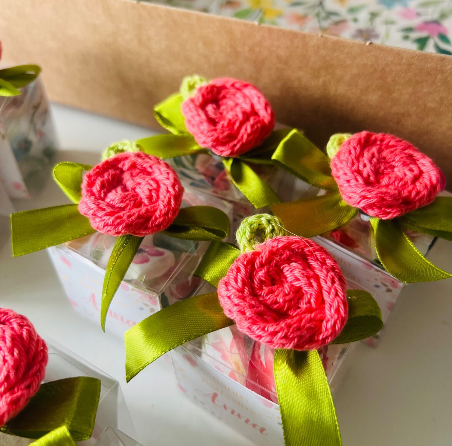 Scatolina porta confetti e calamita con rosellina - immagine 3